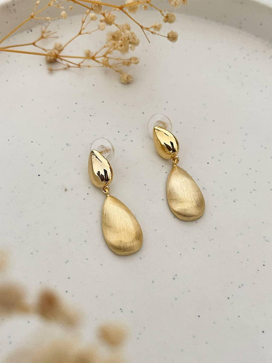 Ishhaara Gold Two Tone Drop Earrings