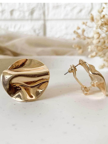 Ishhaara Golden Aura Earrings