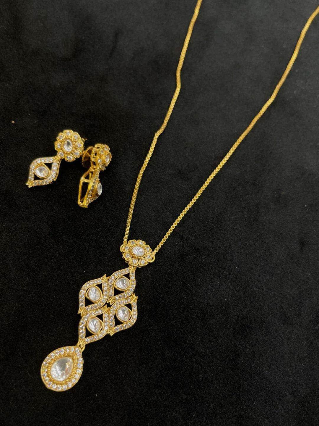 Ishhaara Golden Azura Pendant Set