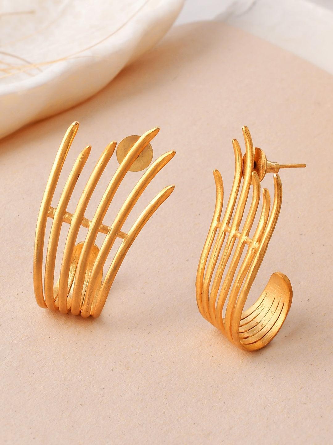 Ishhaara Golden Flame Stud Earring