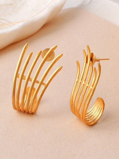 Ishhaara Golden Flame Stud Earring