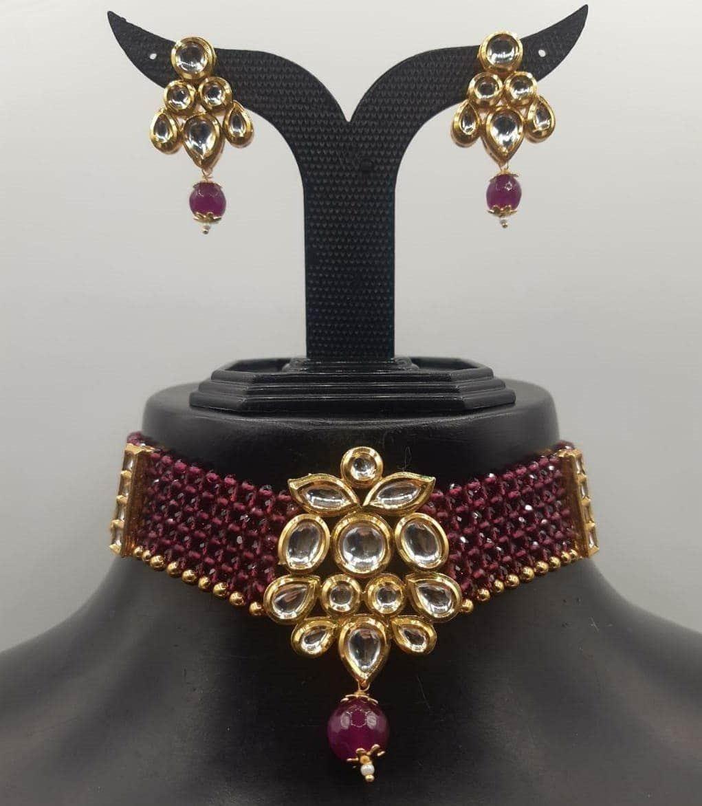 Ishhaara Golden Line Mat Choker