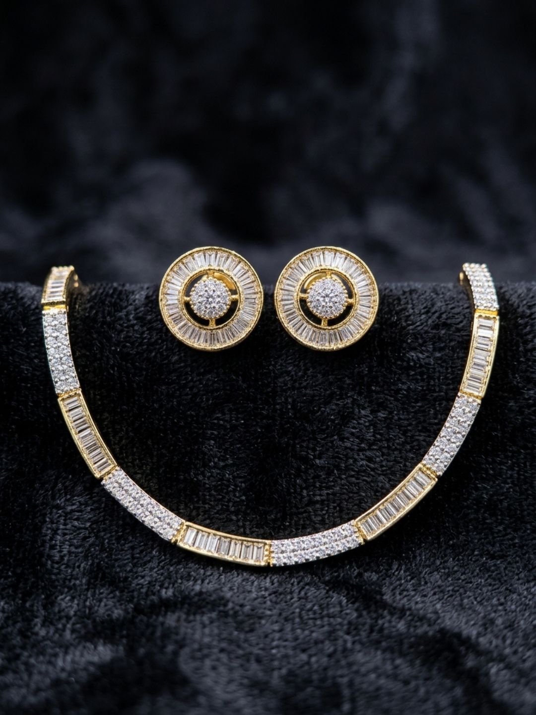 Ishhaara Golden Radiance American Diamond Necklace