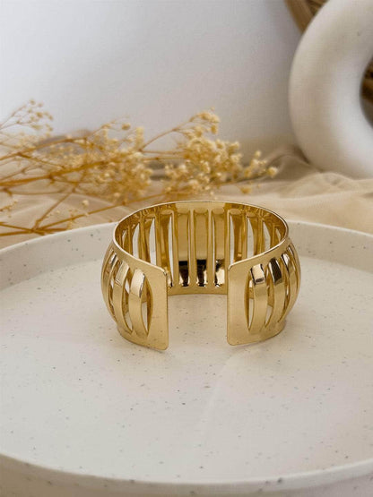 Ishhaara Gorgeous Gold Vermeil Sterling Bracelet