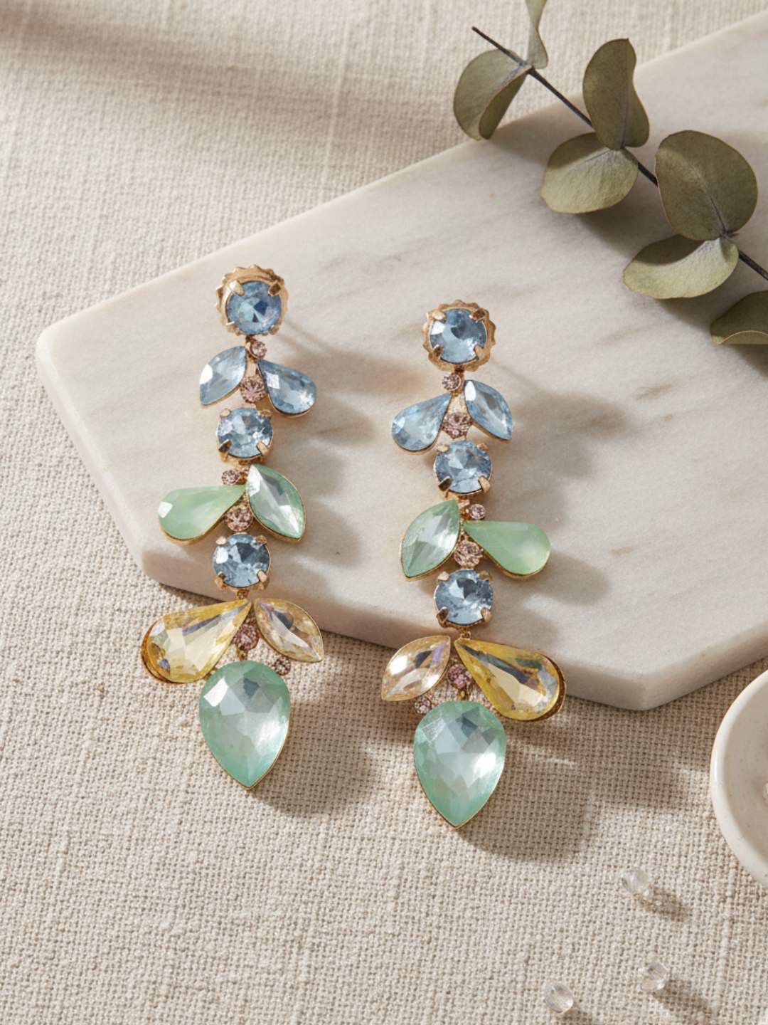 Ishhaara Gradient Drop Earrings Oceanic