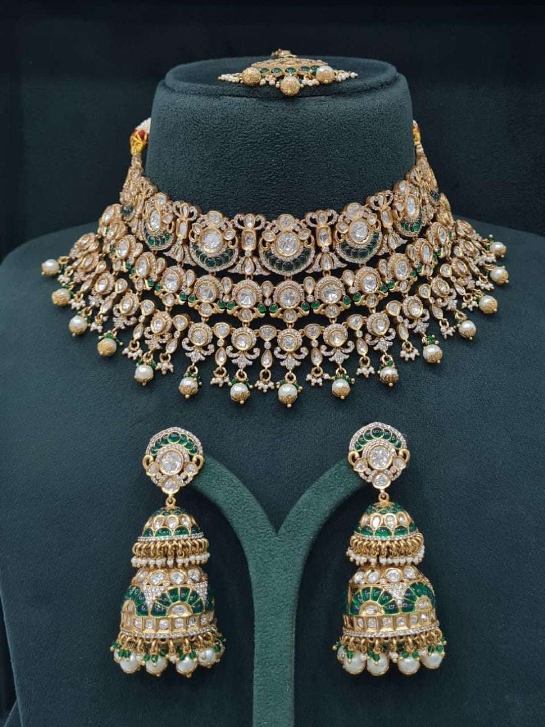 Ishhaara Kundan Temple Necklace Set — handcrafted Indian jewellery
