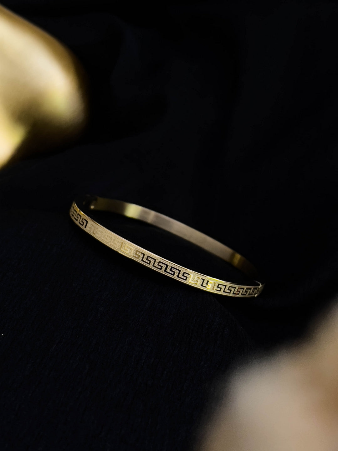 Ishhaara Greek Design Crafted Kada