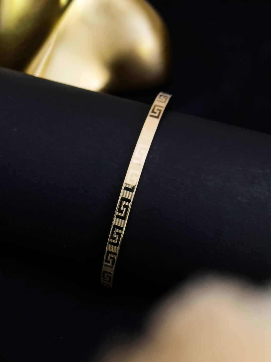 Ishhaara Greek Key Bracelet