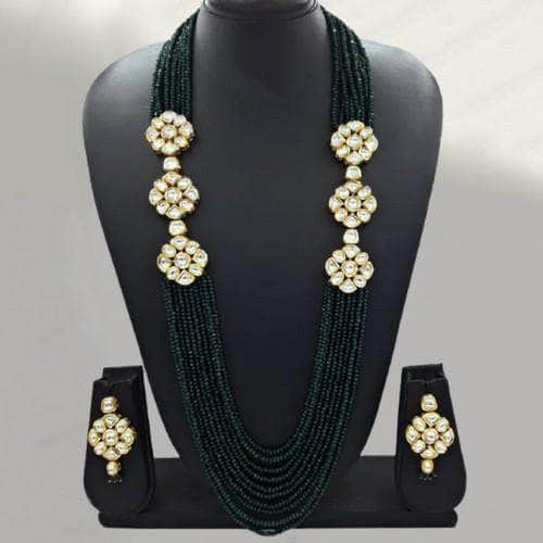 Ishhaara Green 3 Motif Side Patch Necklace Set