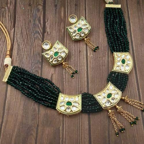 Ishhaara Green 3 Pendant Onex Necklace Set