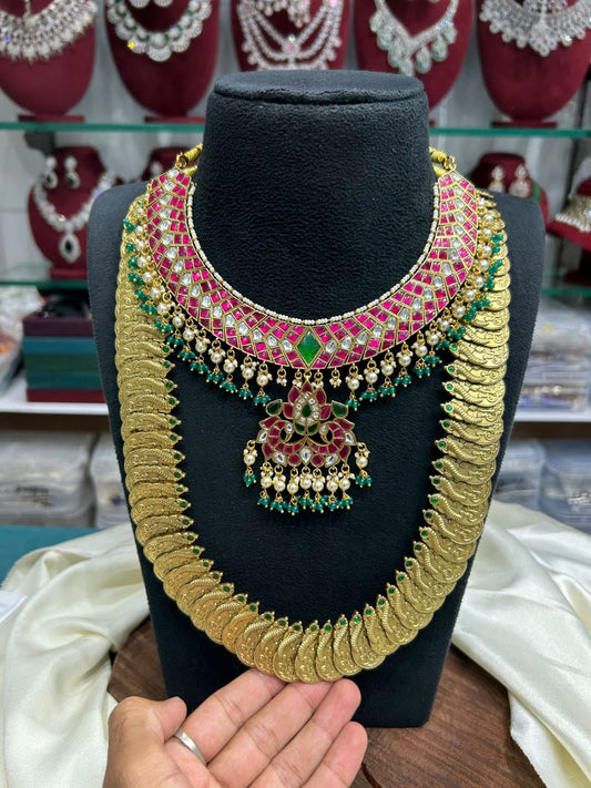 Ishhaara Green Bead Kundan Pendant Necklace
