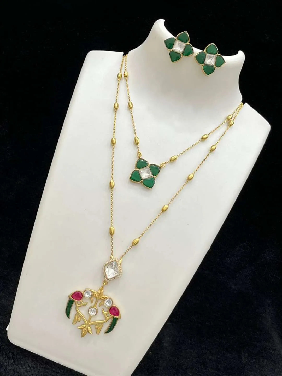 Ishhaara Green Bird Jadau Layer Necklace With Earrings