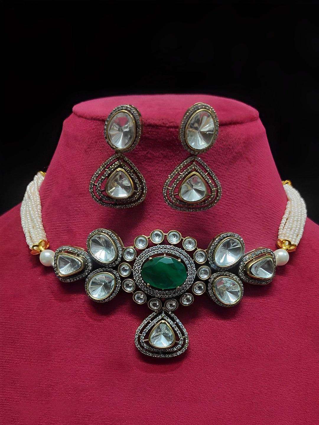 Ishhaara Carved Center Kundan Choker Set