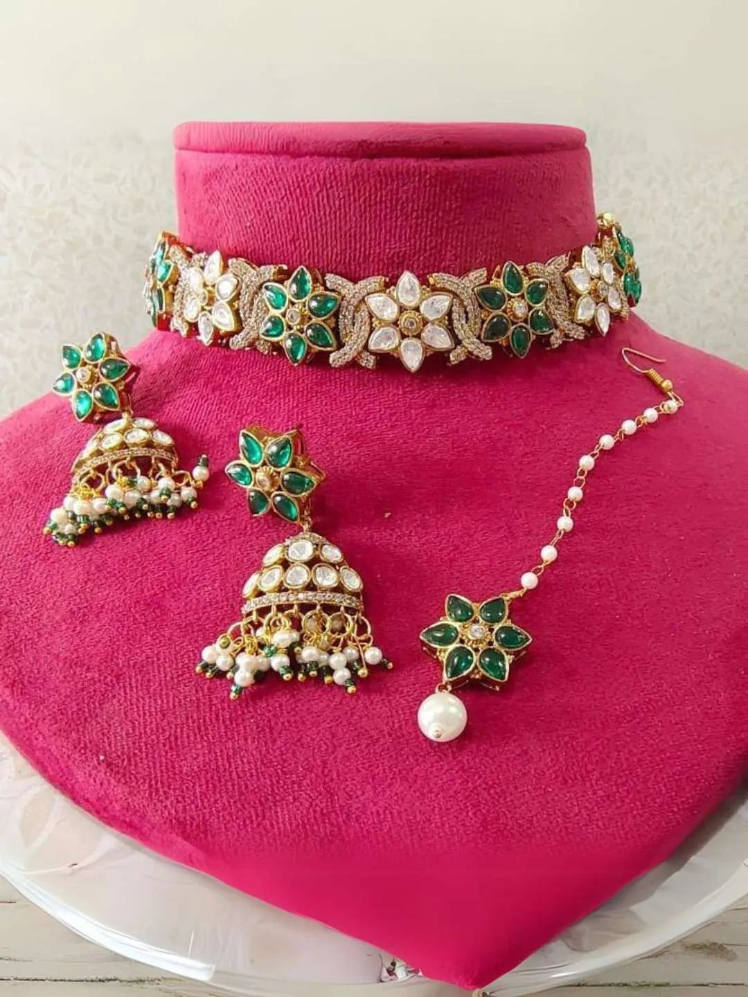 Ishhaara Red Choker Kundan Necklace Set