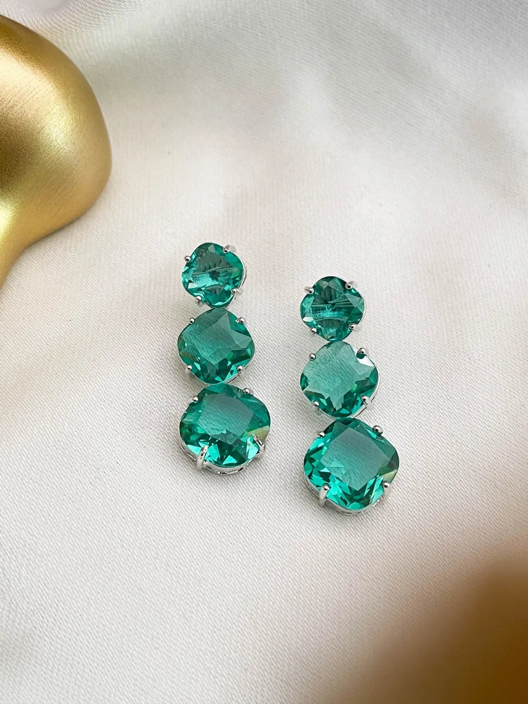 Ishhaara Green Classic Stone Studded Earrings