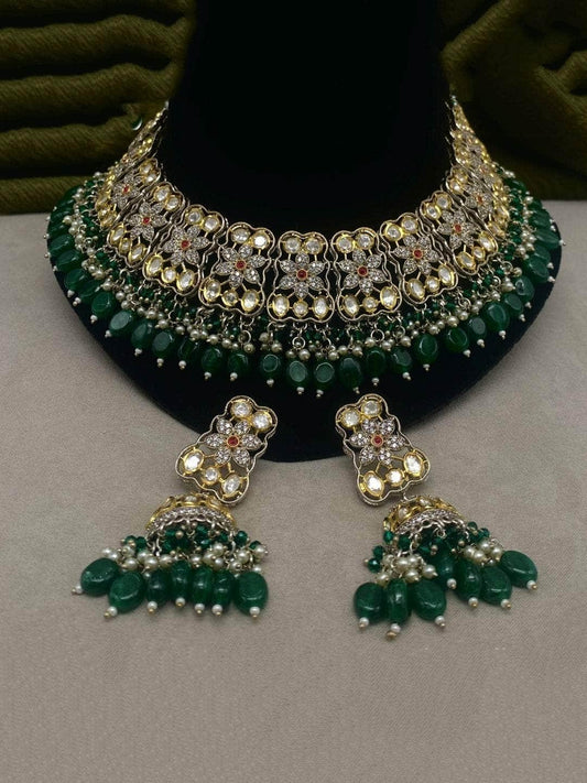 Ishhaara Green Delight Necklace Set