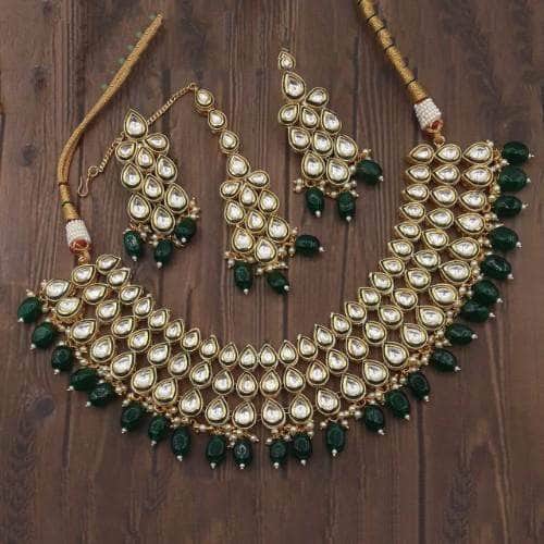 Ishhaara Green Drop Kundan Choker Necklace Set