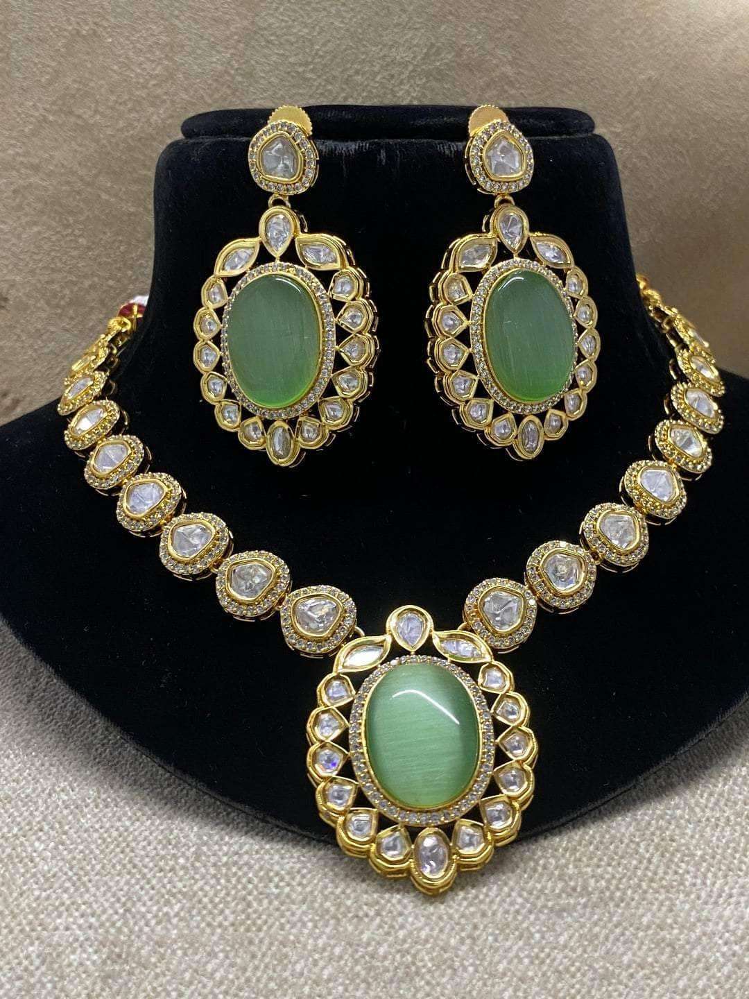 Ishhaara Etheral Gem Studded Necklace