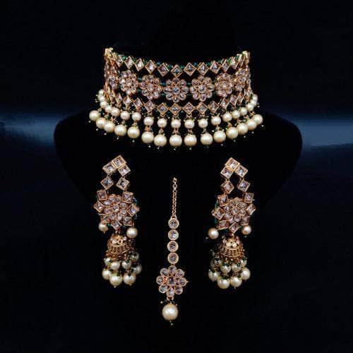 Ishhaara Flower Dual Pearl Choker Earring And Teeka Set