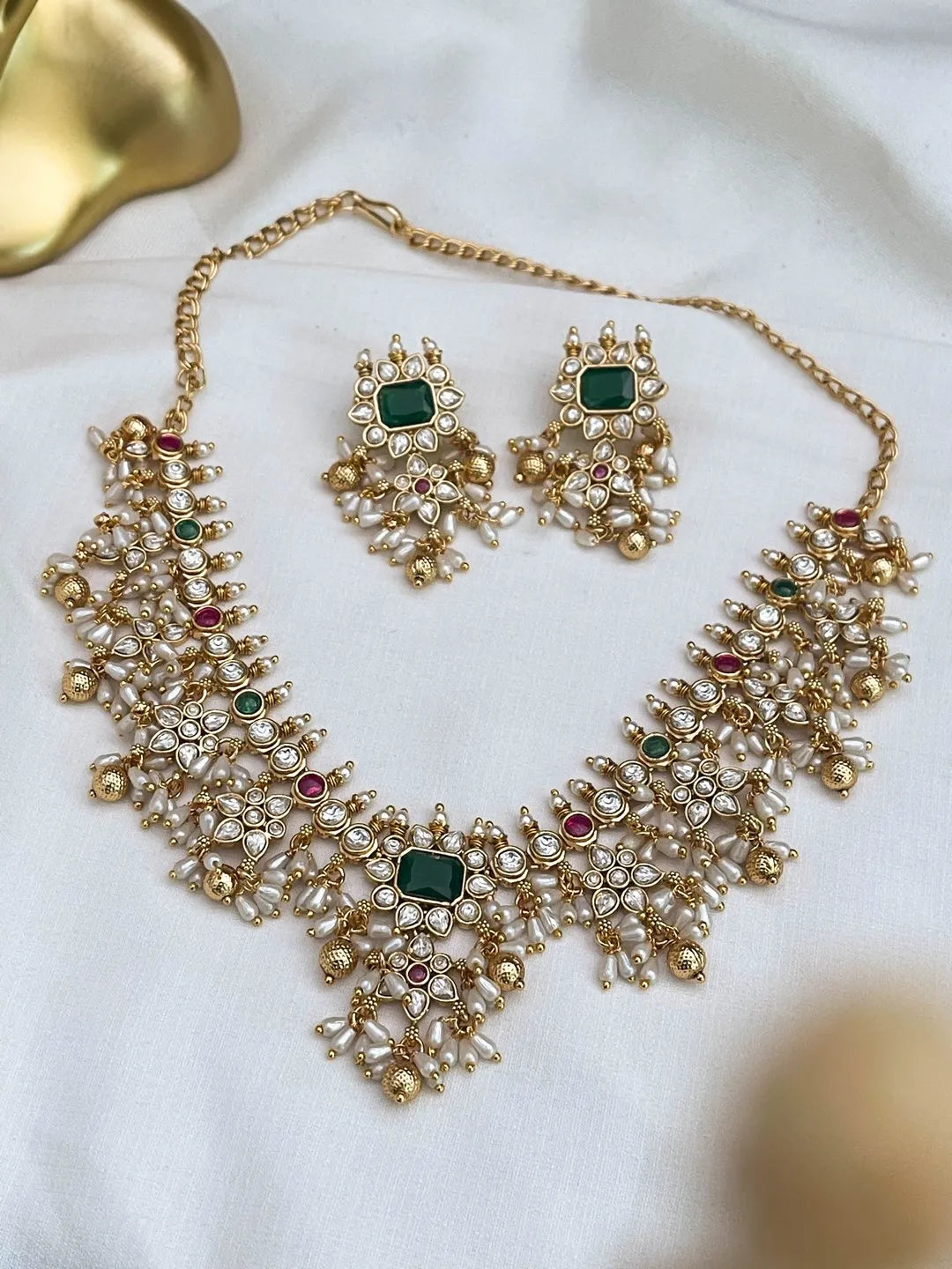 Ishhaara Green Flower Stone Rice Pearl Guttapusalu Choker Necklace