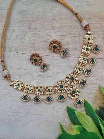 Ishhaara Green Gomentric Drop Hanging Necklace Set