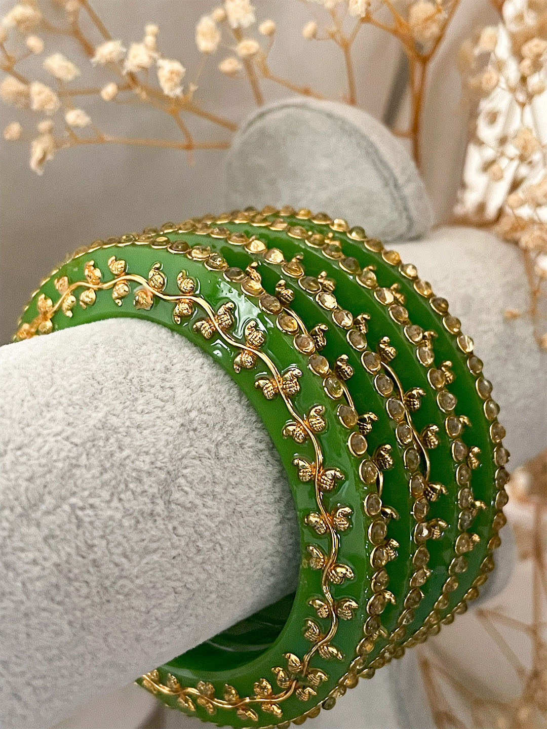 Ishhaara Green Handcrafted Kundan Studded Rajwadi Bangles