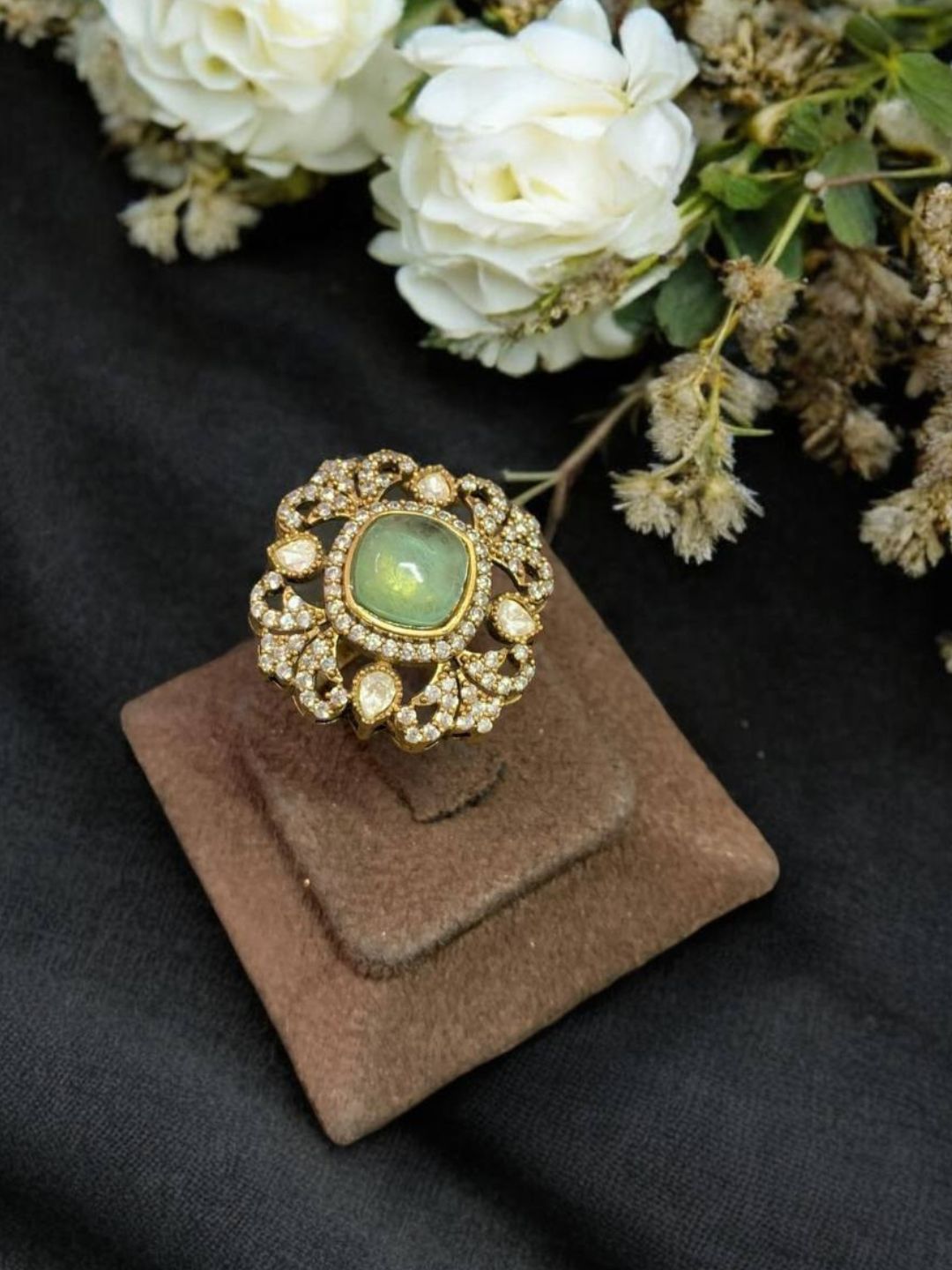 Ishhaara Red Heritage Legacy Cluster Ring