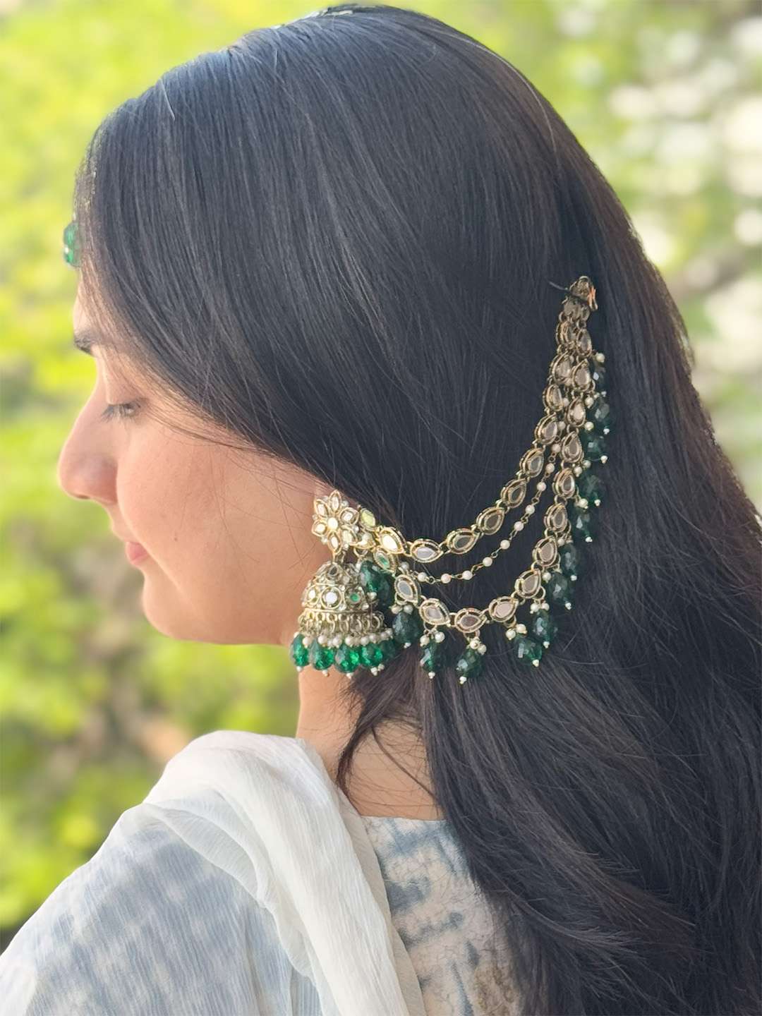 Ishhaara Green Kundan And Pearl Embellished Jhumkas With Earchain And Teeka