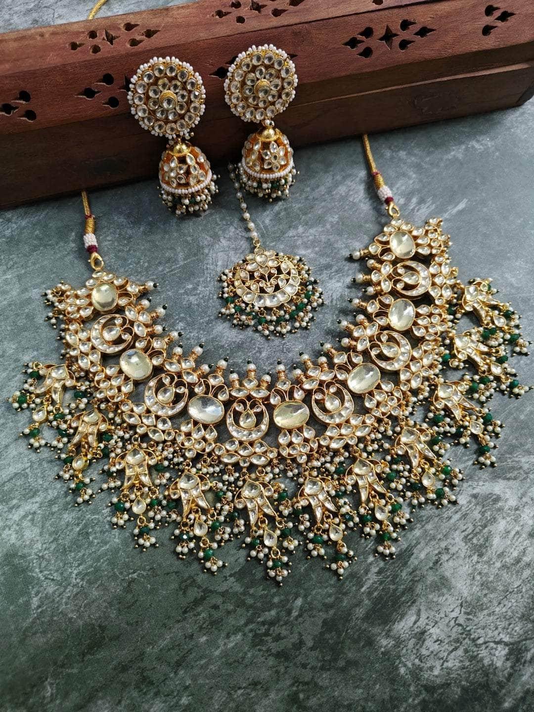 Ishhaara Kundan Choker Necklace With Earring Set