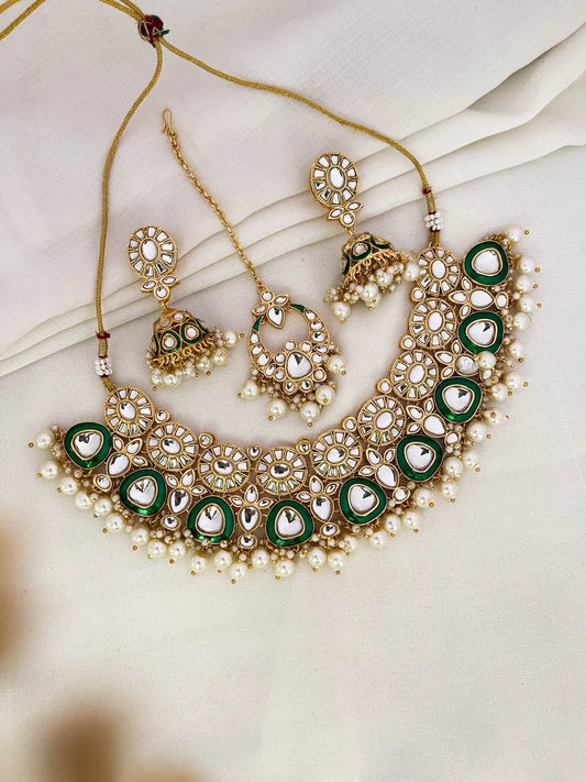 Ishhaara Green Kundan Necklace Set