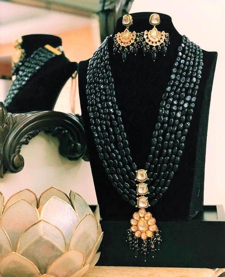 Ishhaara Long Beaded Kundan Pendant Necklace