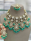 Ishhaara Green Mesmerising Kundan Fusion Set