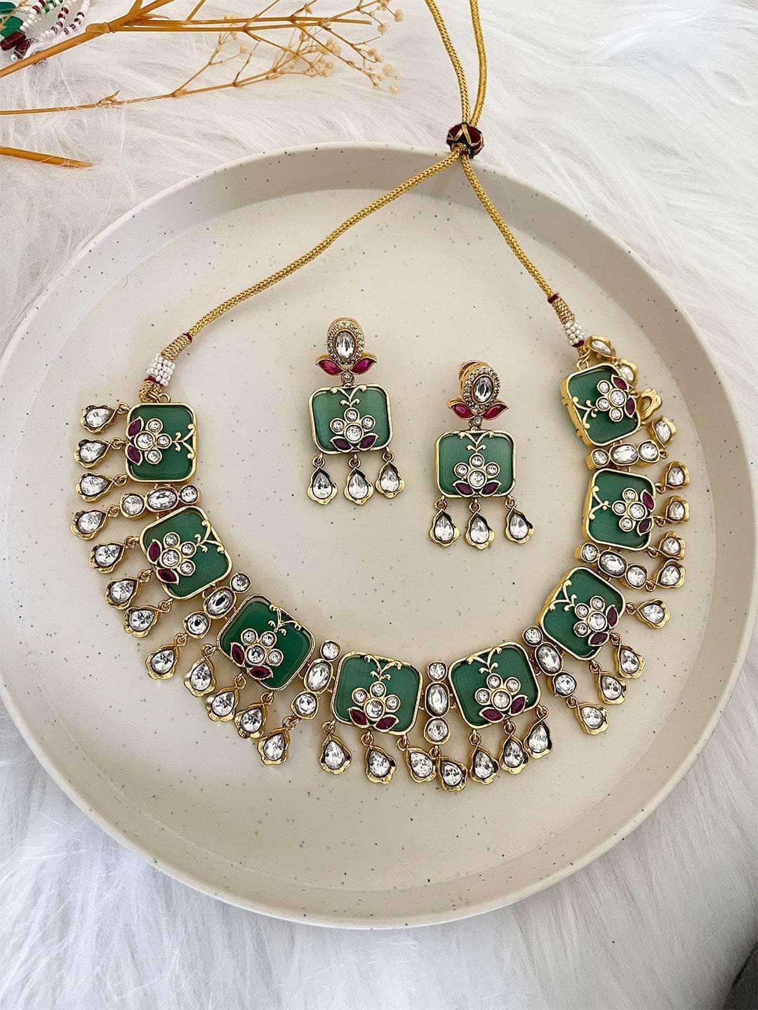 Ishhaara Moissinite Square Polki Necklace