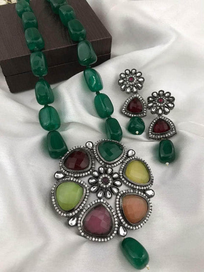 Ishhaara Multi Stone Pendant Necklace Set