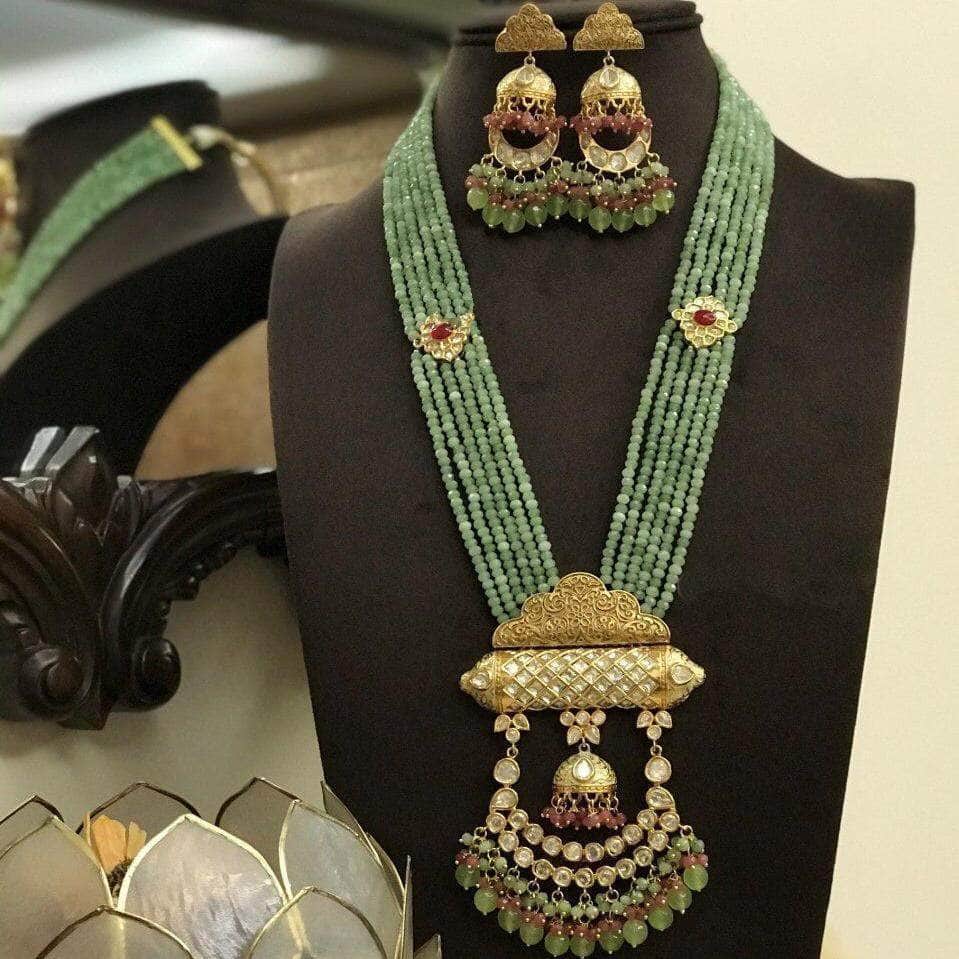 Ishhaara Green Onex Temple Tumb Necklace