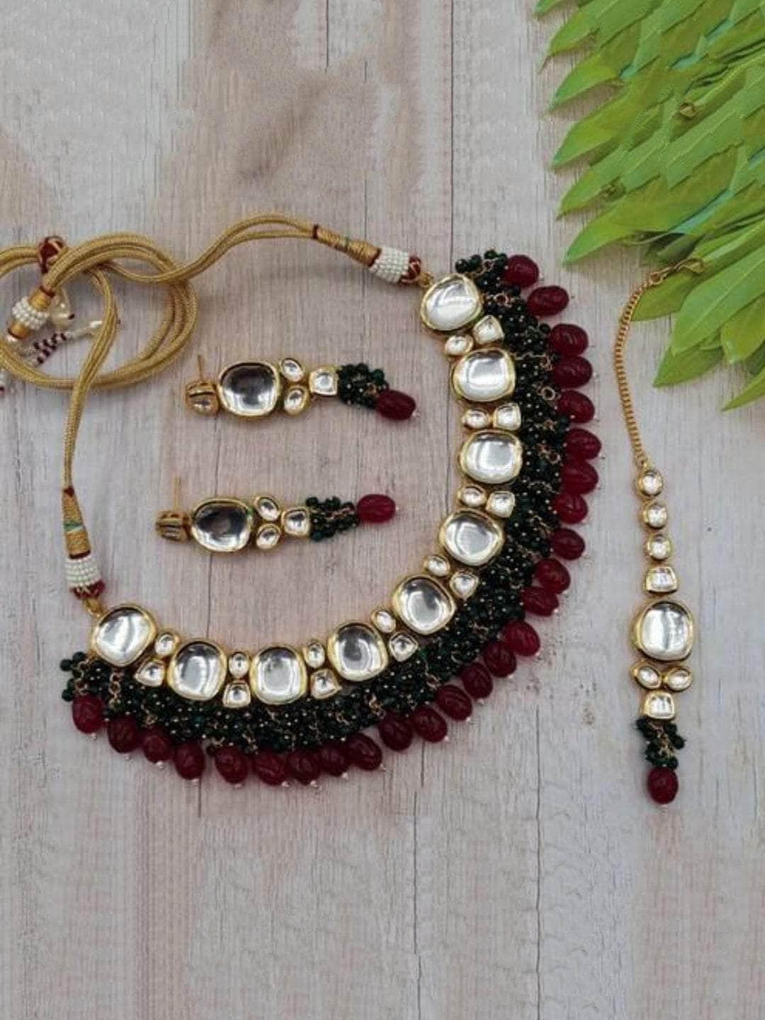 Ishhaara Oval Big Kundan Set
