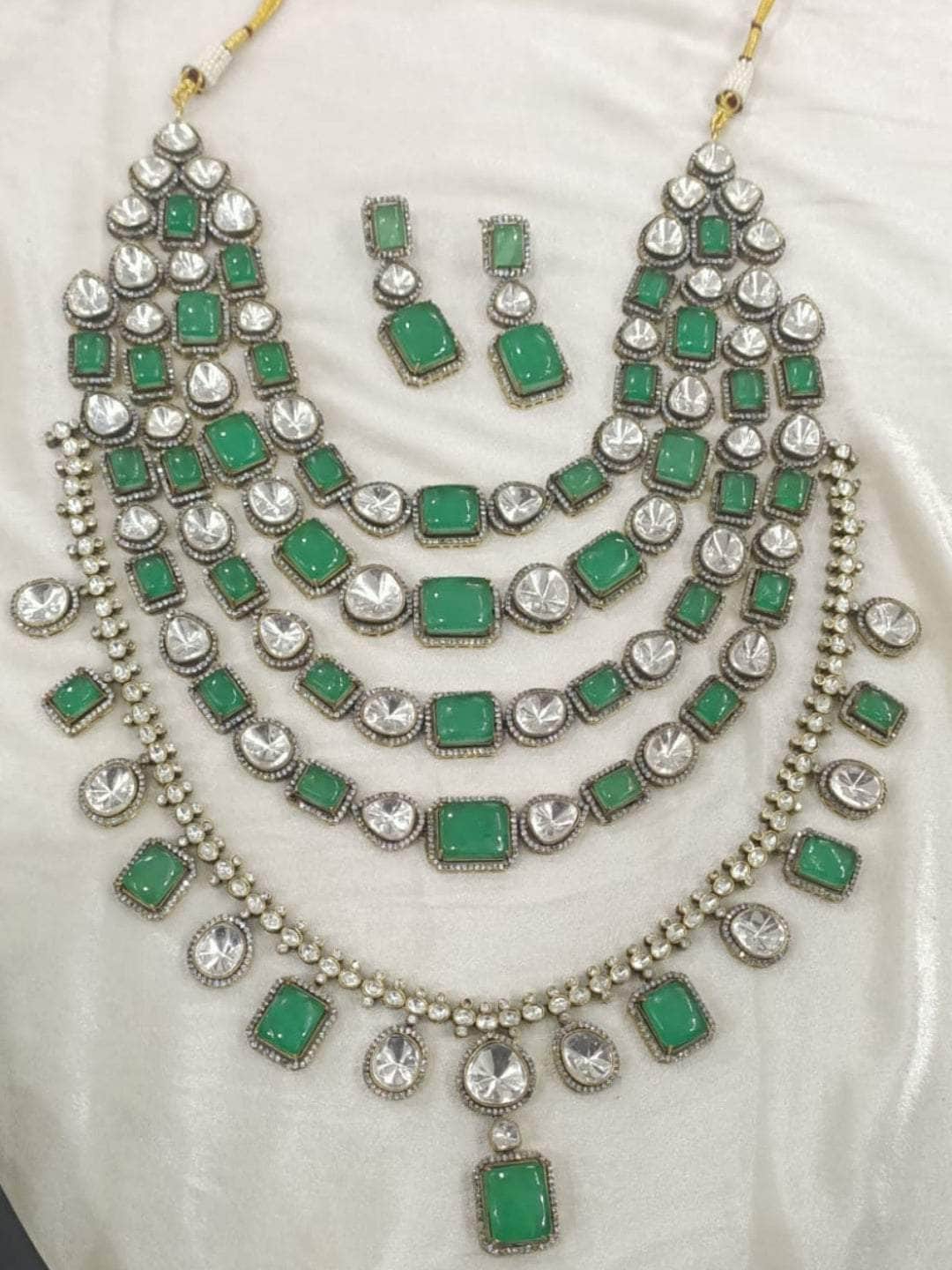 Ishhaara Green Parineeti Inspired Wedding Necklace Set