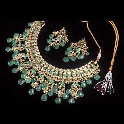 Ishhaara Green Patchi Kundan Choker Set