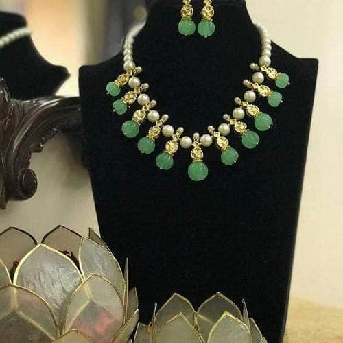 Ishhaara Green Pearl Split Melon Beads Necklace Set