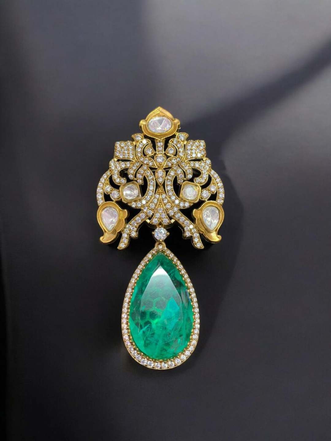 Ishhaara Green Premium Uncut Polki Groom Brooch