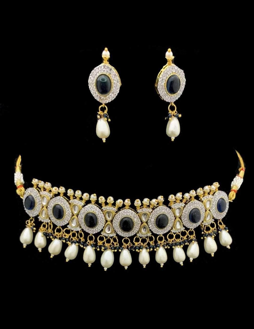 Ishhaara Round Shaped Kundan Choker