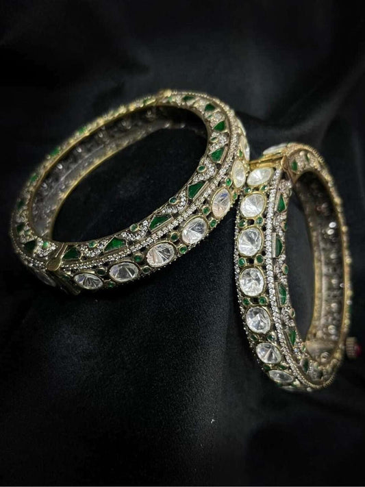 Ishhaara Royal Victorian Bangle Set