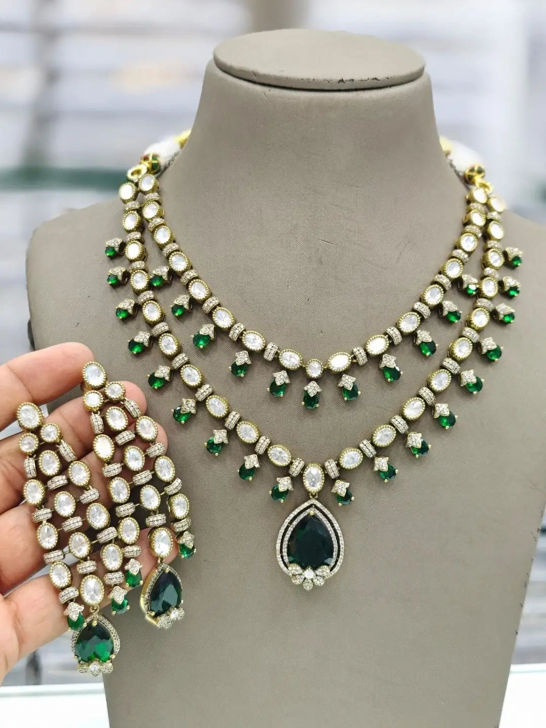 Ishhaara Red Royal Victorian Tear Drop Double Layer Neckpiece
