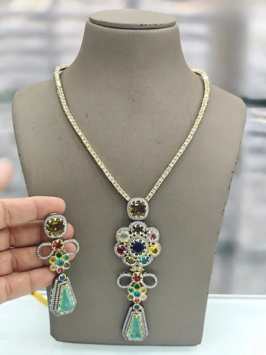 Ishhaara Green Sabyasachi Style Handmade Fusion Necklace Set