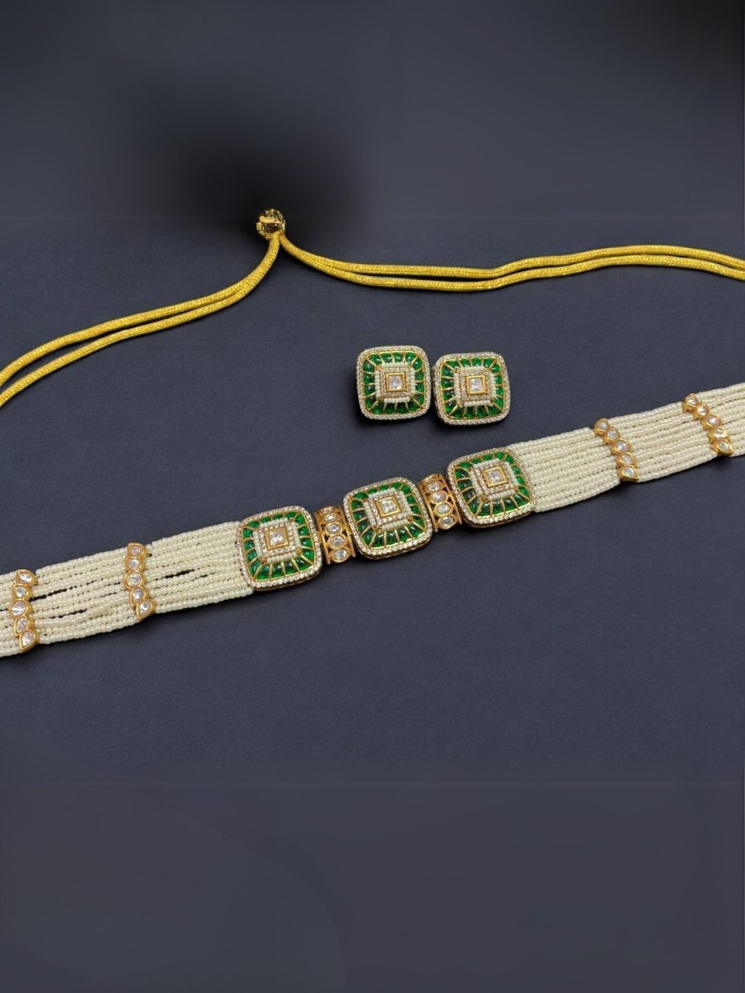 Ishhaara Green Square Shaped Kundan Studded Pearl Choker