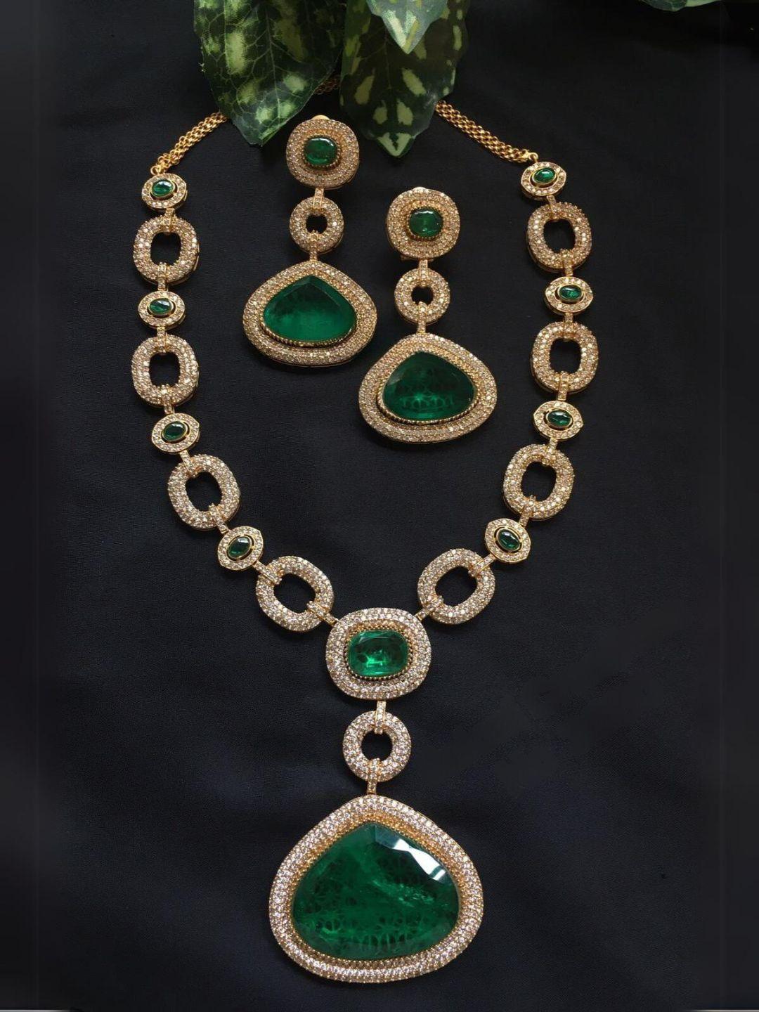 Ishhaara Green Stone Studded Link Pattern Necklace Set