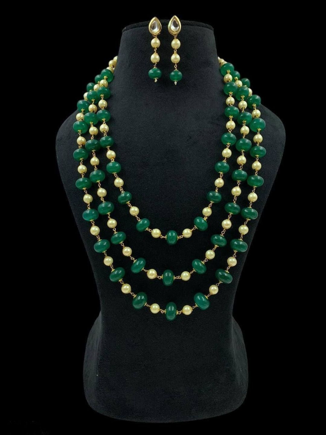 Ishhaara Green Three Layered Onyx Beads Necklace