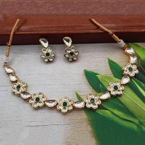 Ishhaara Green Tiny Flower Motif Simple Necklace Set
