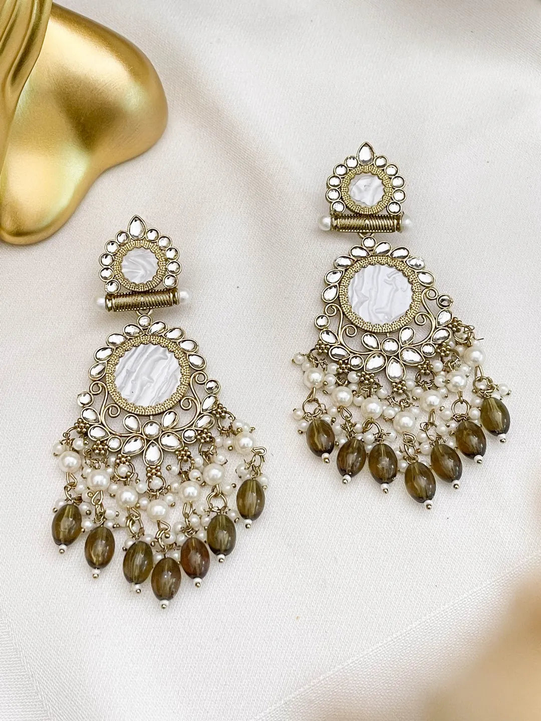Ishhaara Green Traditional Kundan And Pearl Drop Earrings