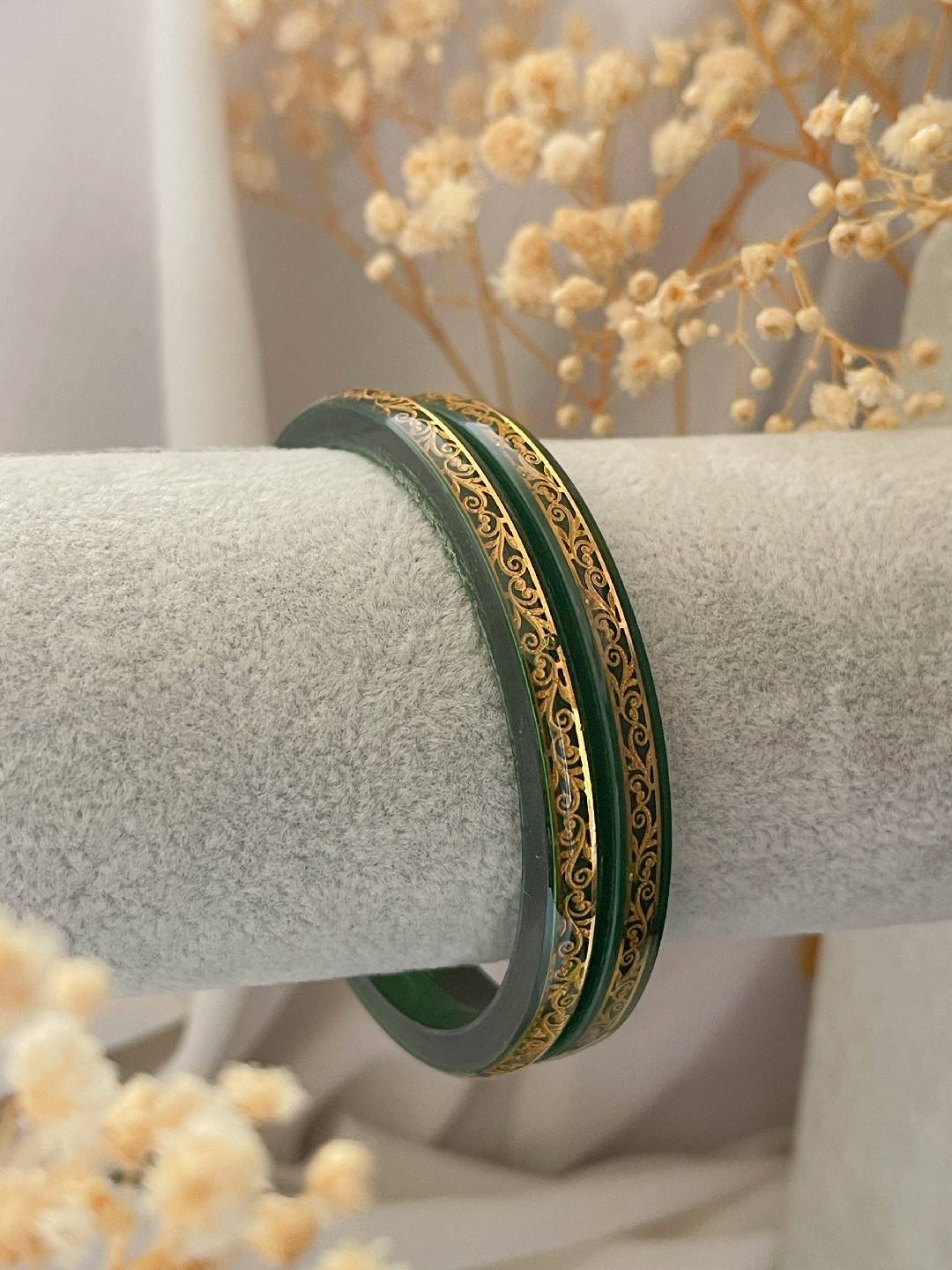 Ishhaara Green Trending Viral Pola Bangles